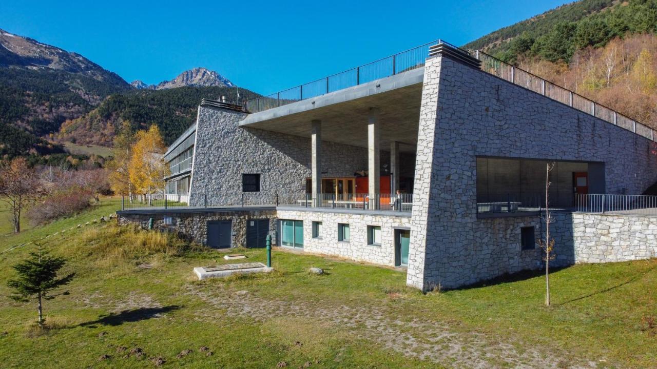 Monnatura Pirineus Son Del Pi Ngoại thất bức ảnh